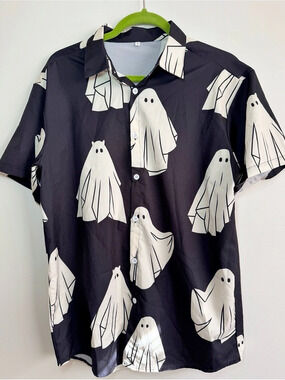 NWOT Mens Halloween Ghost Black Casual Button Up Polyester Shirt Size Small
